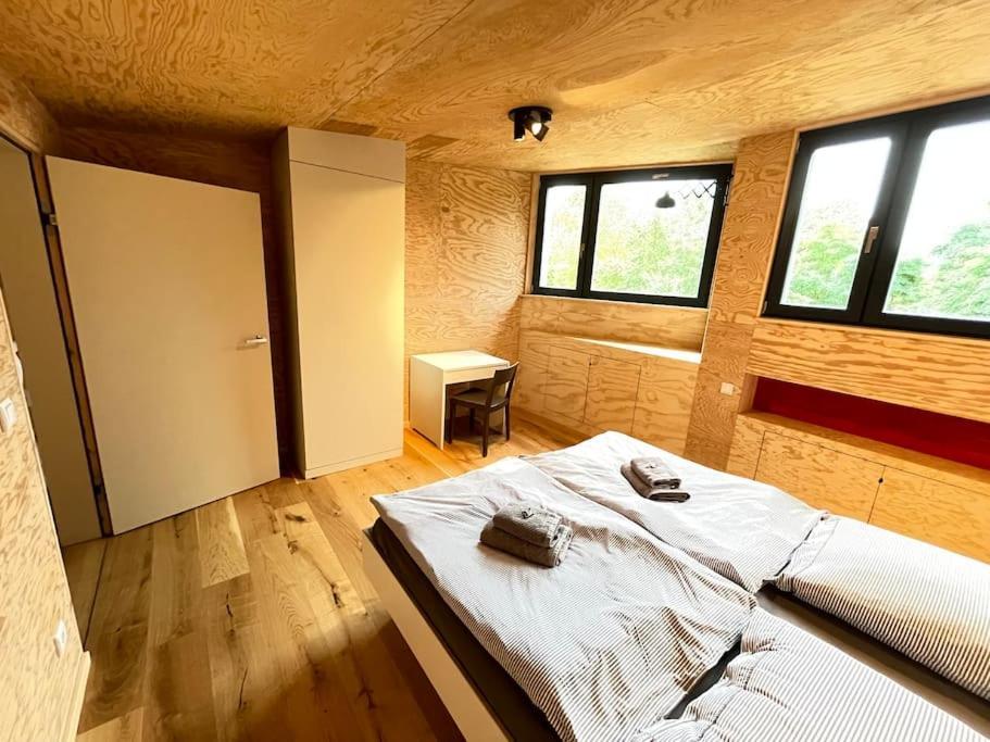 Grosse Wohnung Mit Loggia تيمبلين المظهر الخارجي الصورة