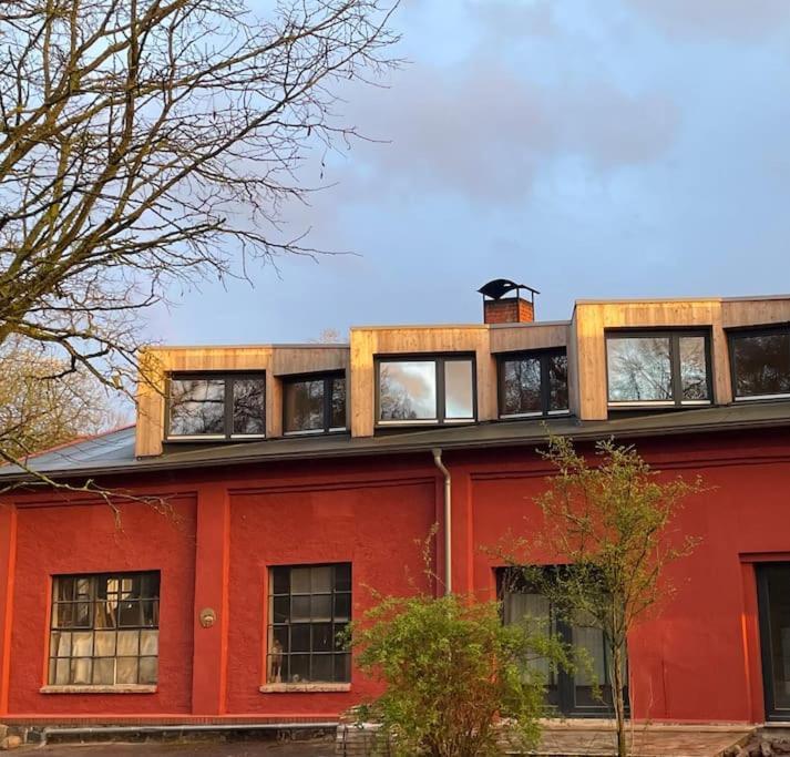 Grosse Wohnung Mit Loggia تيمبلين المظهر الخارجي الصورة