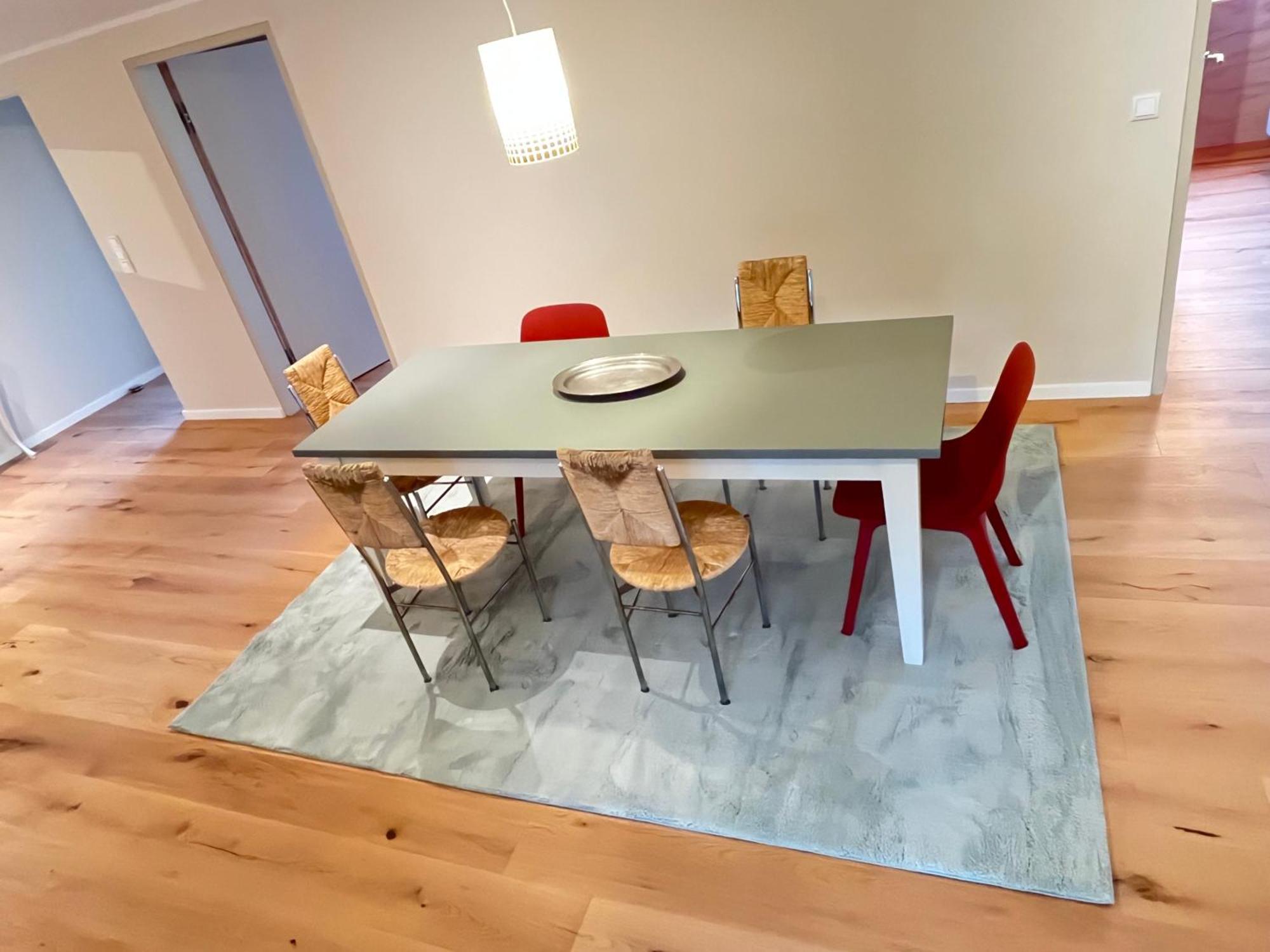 Grosse Wohnung Mit Loggia تيمبلين المظهر الخارجي الصورة