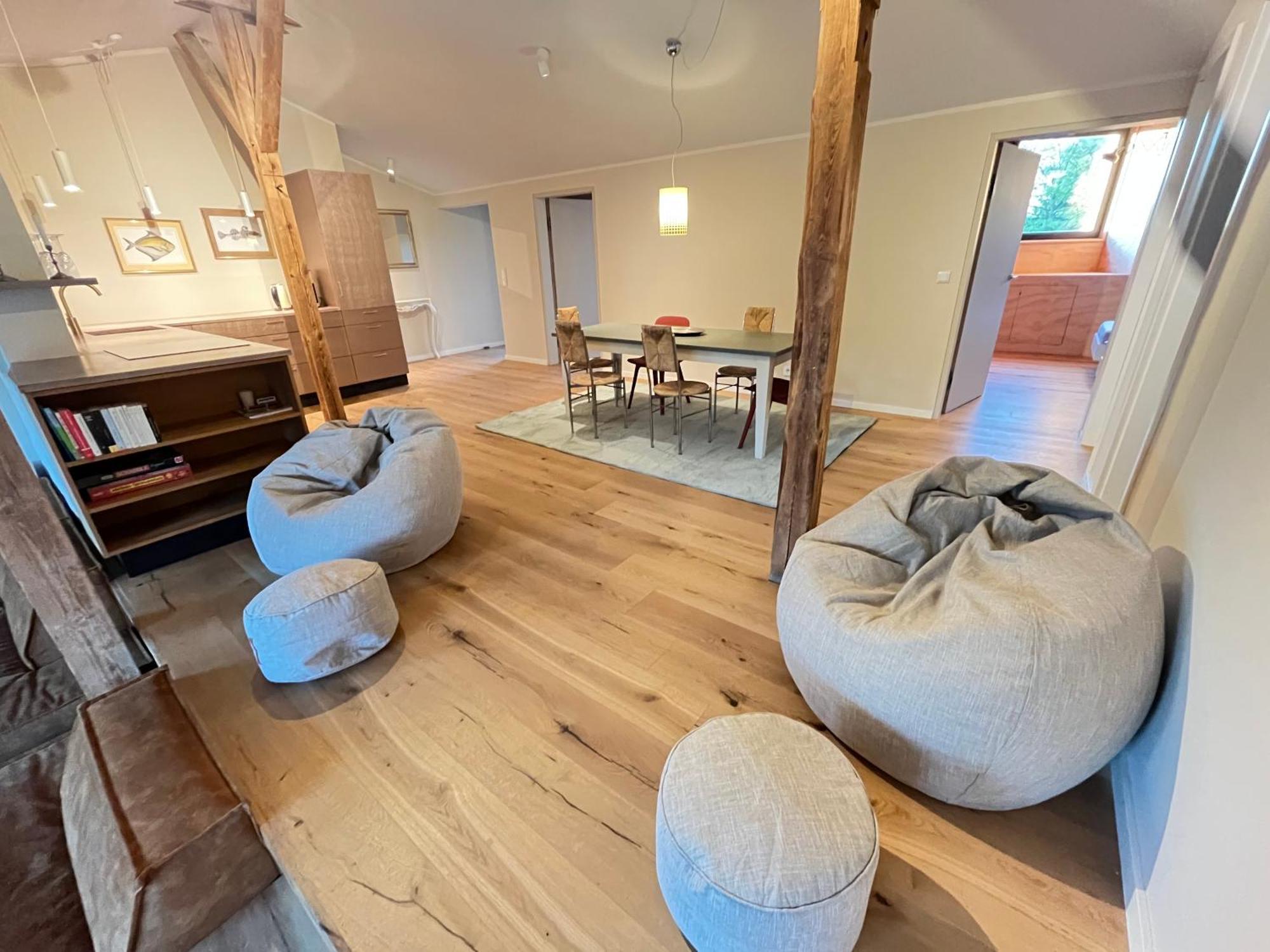 Grosse Wohnung Mit Loggia تيمبلين المظهر الخارجي الصورة