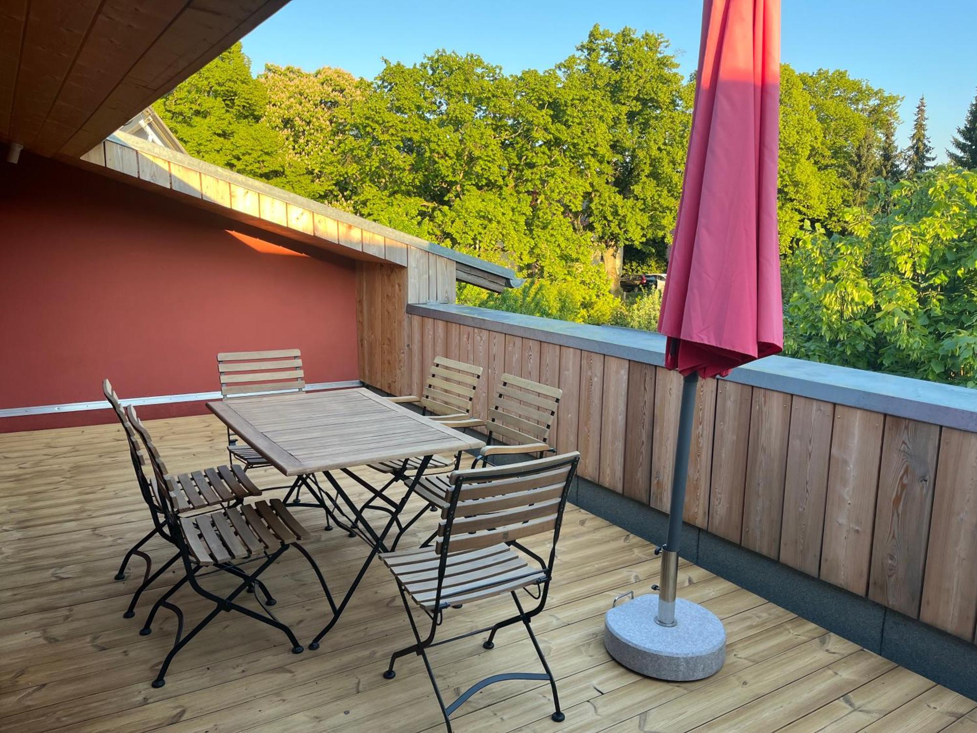 Grosse Wohnung Mit Loggia تيمبلين المظهر الخارجي الصورة