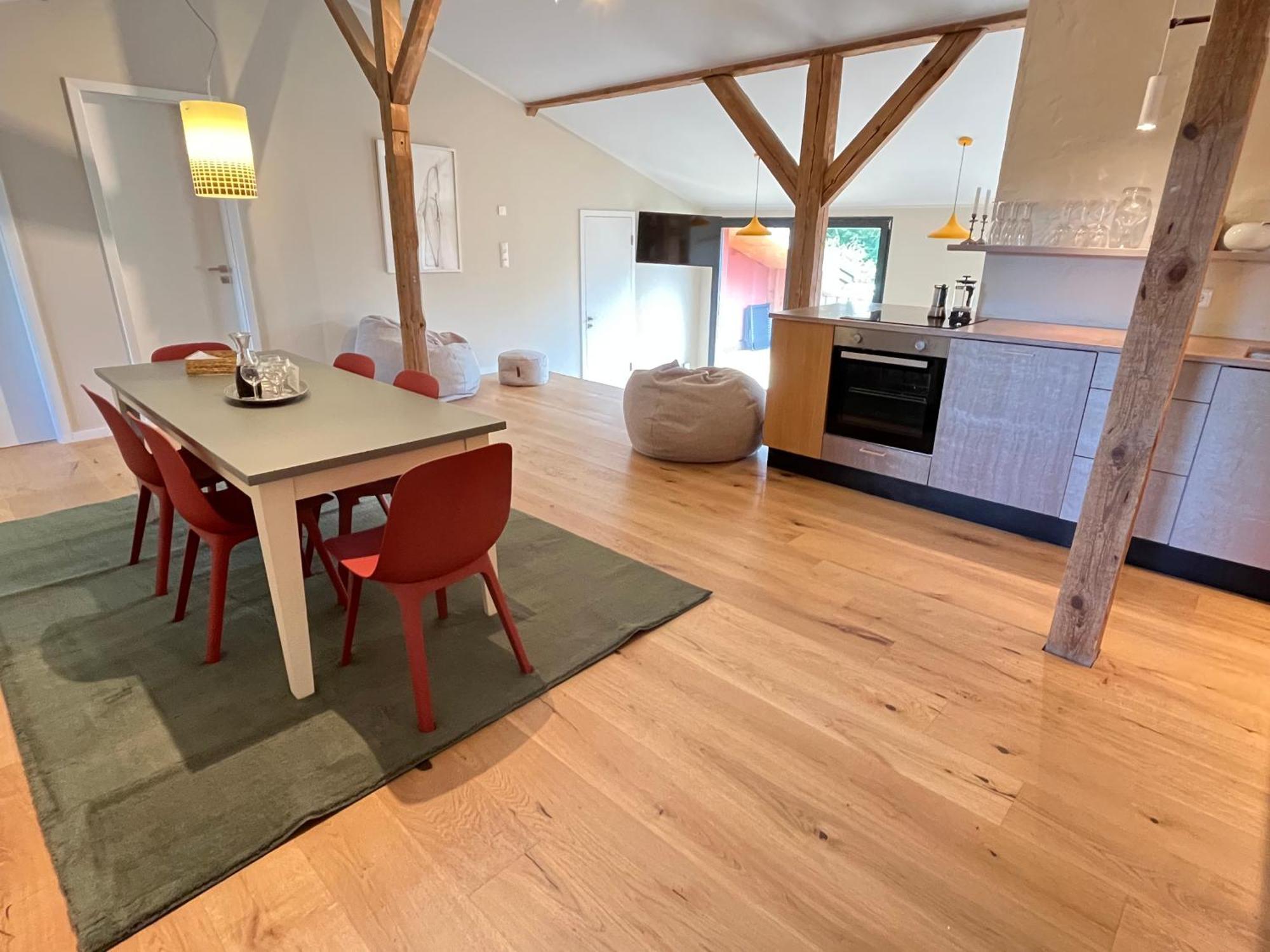 Grosse Wohnung Mit Loggia تيمبلين المظهر الخارجي الصورة